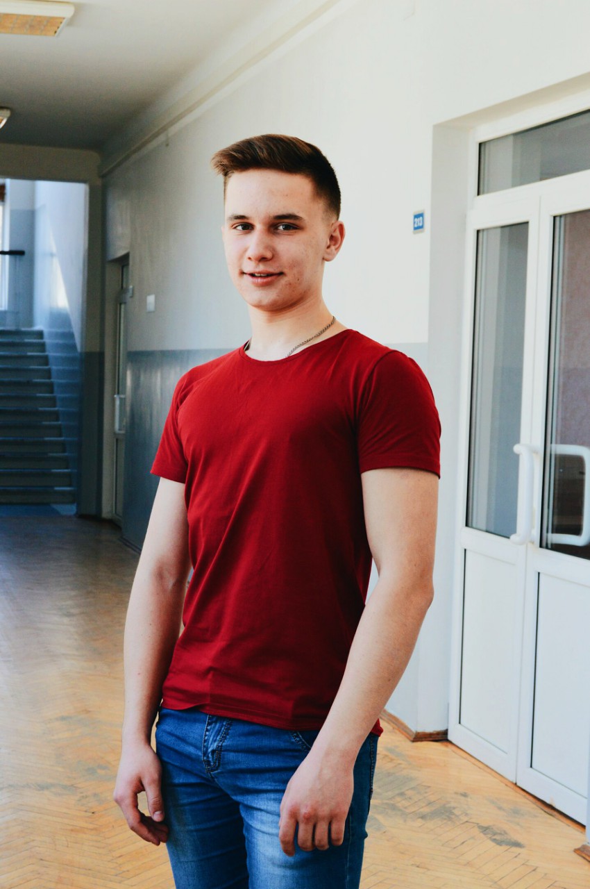 Ярослав Гутенко Maker Picture